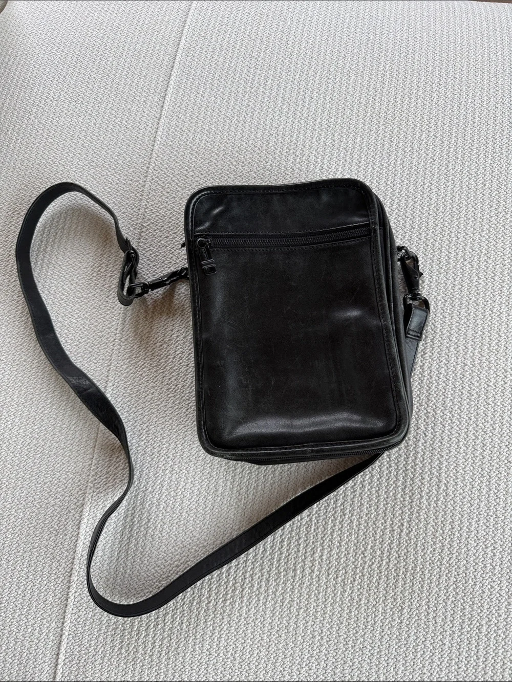 Tumi Black Leather Messenger Bag